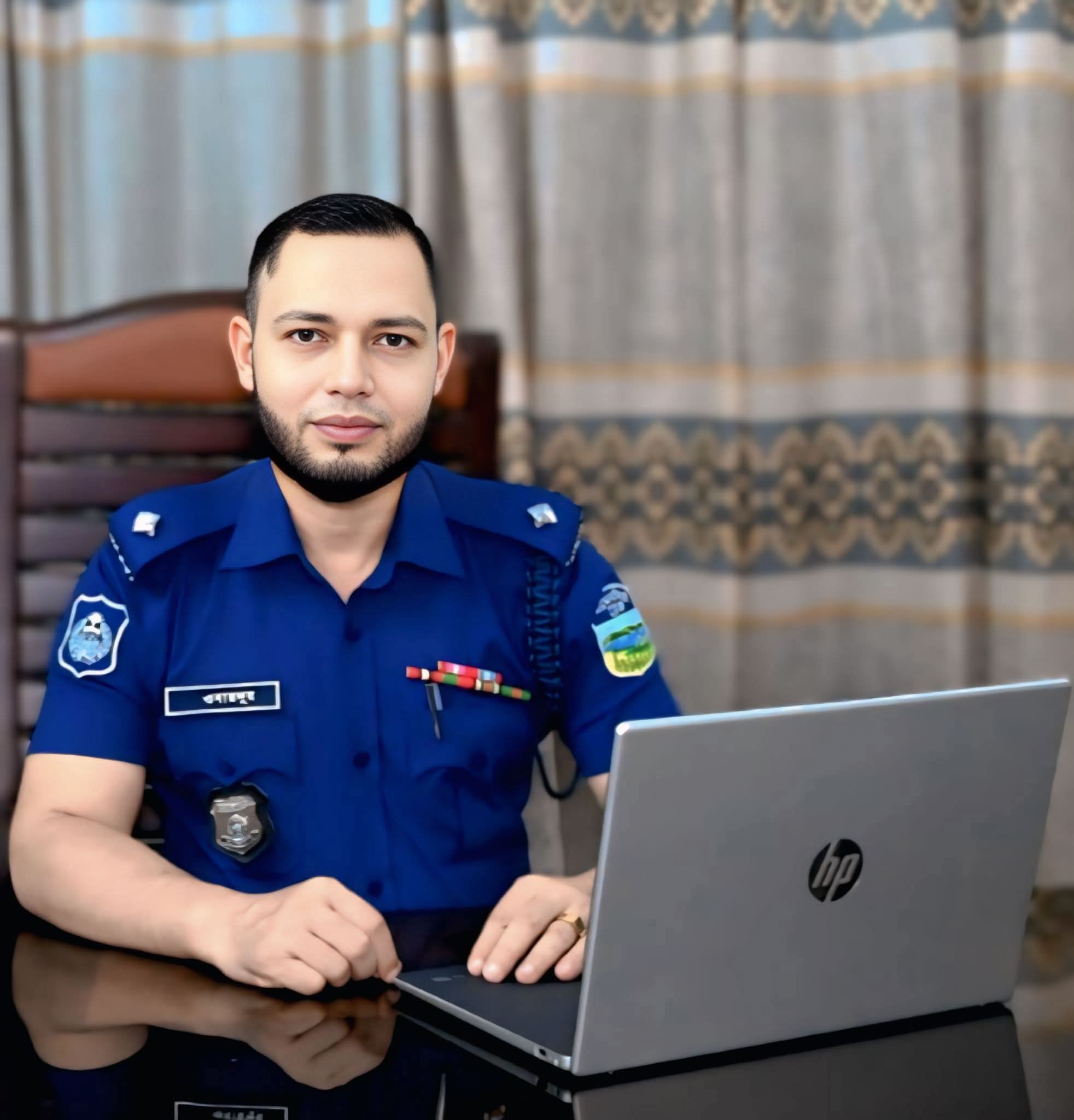 মেলান্দহ থানায় শৃঙ্খলা ও জনবান্ধব পুলিশিংয়ে প্রশংসিত ওসি মোহাম্মদ ওবায়দুর রহমান। 