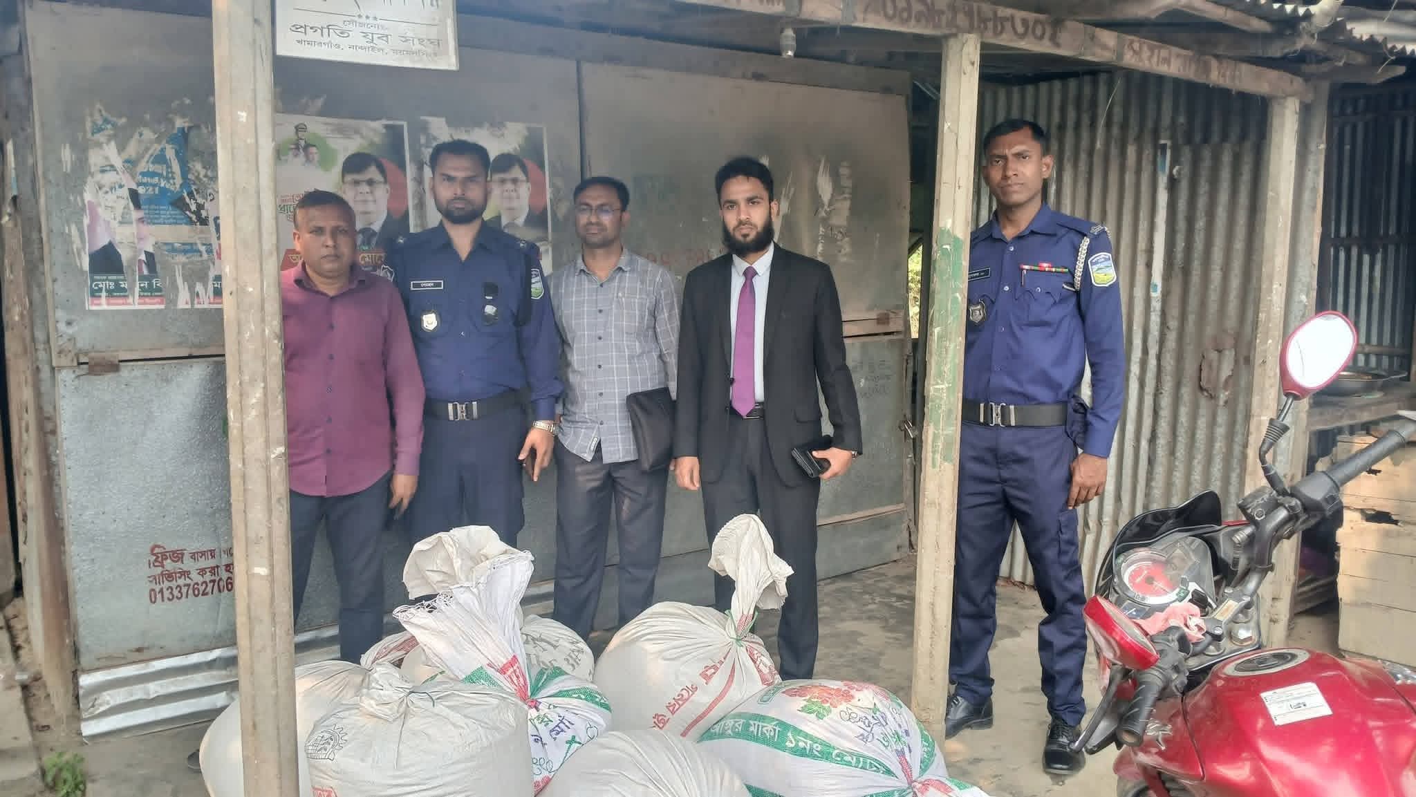 হতদরিদ্রের চাল কালোবাজারে! নান্দাইলে দুই হাজার কেজি ভিজিএফ চাল জব্দ