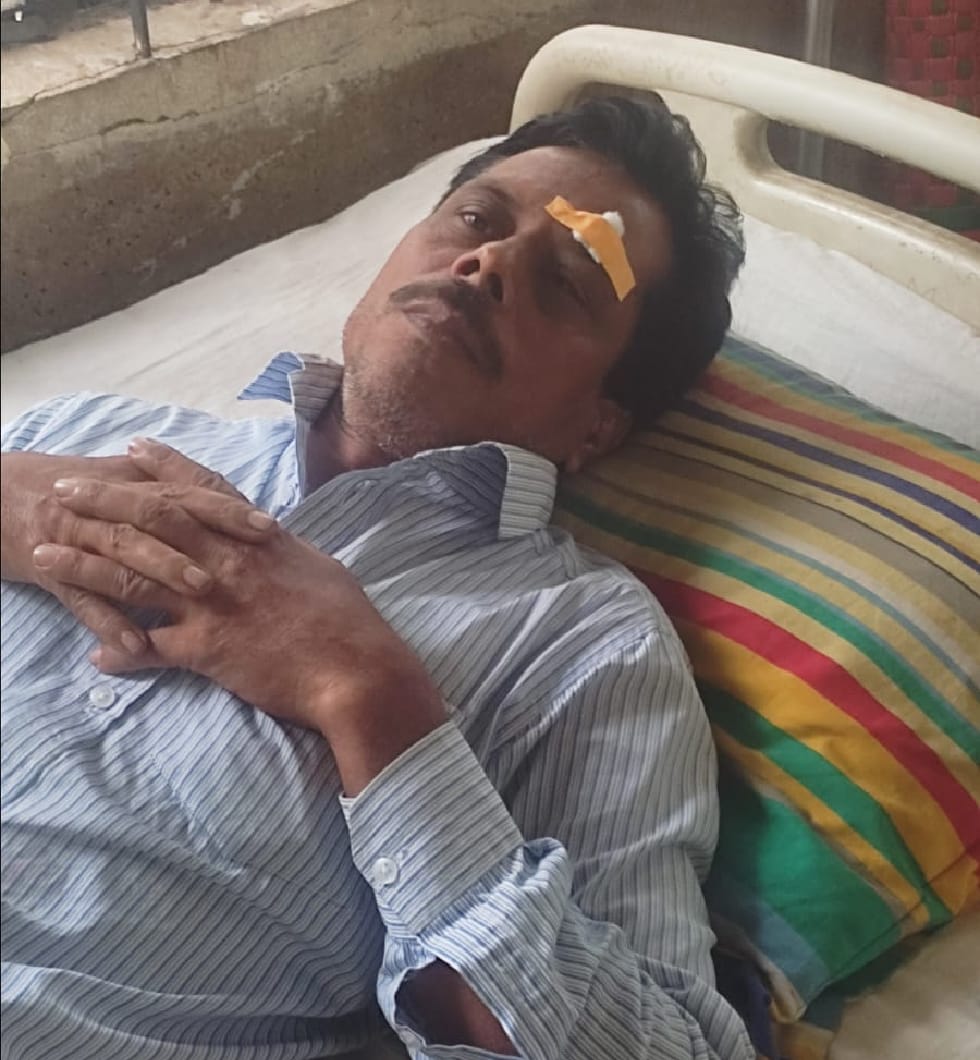 সরিষাবাড়ীতে জমি বিরোধে সংঘর্ষ: মারধর, শ্লীলতাহানি ও স্বর্ণালংকার লুটের অভিযোগ