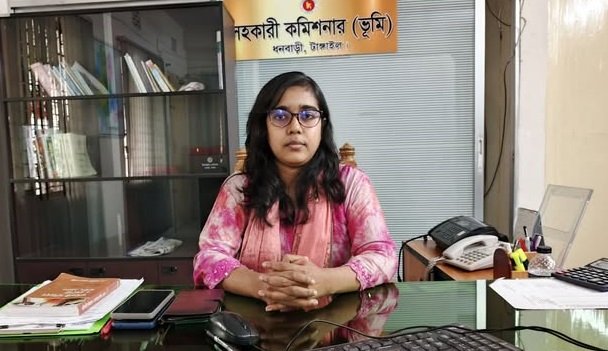 ধনবাড়ীর নবাগত এসিল্যান্ড দিল আফরোজের সাথে প্রেসক্লাবের সাংবাদিকদের মতবিনিময়