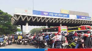 ২৪ ঘণ্টায় সেতু দিয়ে ৩৪ হাজার ৯৬৬টি যানবাহন পারাপার হয়েছে; যা স্বাভাবিক সময়ের চেয়ে দ্বিগুণ