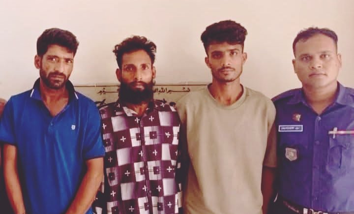 পটিয়া থানা পুলিশের পৃথক অভিযানে তিনজন গ্রেপ্তার: