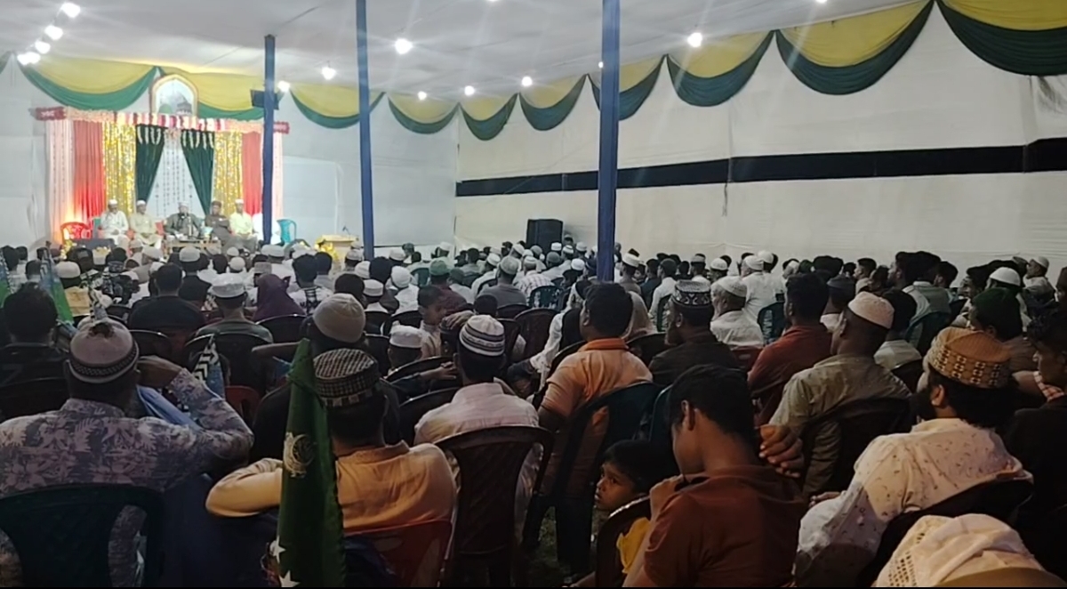 আ'লা হযরত ইমাম আহমদ রেজা খান বেরলভী (রহ.)-এর ১০৮তম উ'ফাত বার্ষিকী উপলক্ষে চট্টগ্রামের করমপাড়ায় অনুষ্ঠিত হয়েছে ৭তম ওরশে আ'লা হযরত ও আজিমুশান মিলাদ মাহফিল 