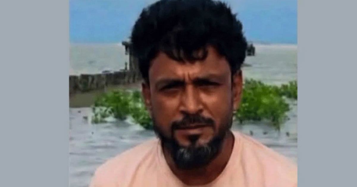 মেঘনায় ট্রলারডুবিতে নিহত ৫, তিন ভাইবোনের পর বাবার লাশ উদ্ধার