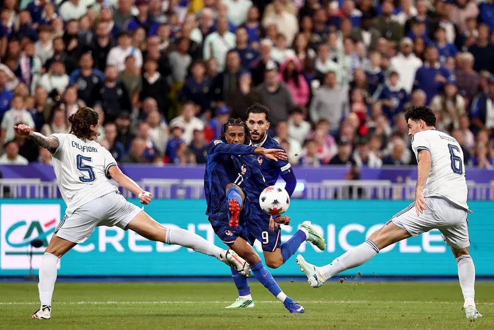 পিছিয়ে পড়েও ফ্রান্সের সঙ্গে ড্র ইতালির