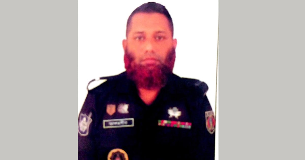 বেপরোয়া ট্রাকের ধাক্কায় এসআরবির ওয়ারেন্ট অফিসার নিহত