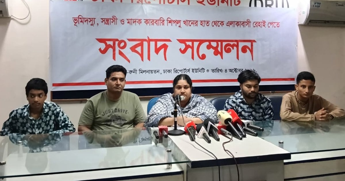 বাবার ১৭ ফ্ল্যাট, অথচ ৪ হাজার টাকার বাসায় থাকি, ভাইয়ের বিরুদ্ধে বোনের অভিযোগ