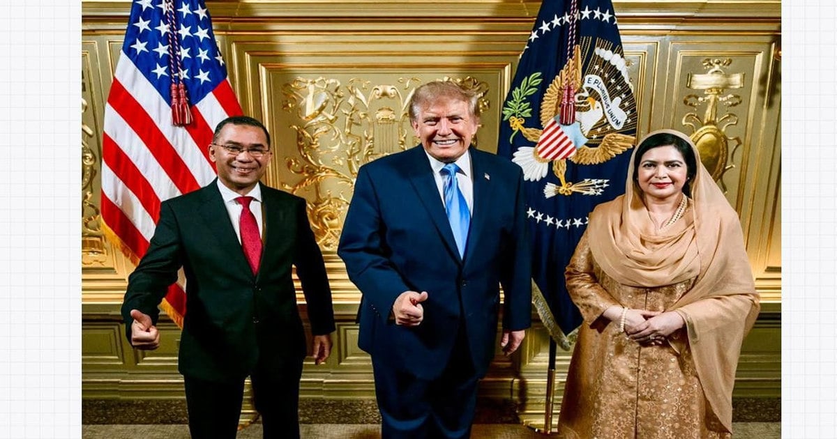 দ্যা ডিসেন্টের ফ্যাক্ট চেক: ট্রাম্পের ছবি কেন প্রায় একইরকম?