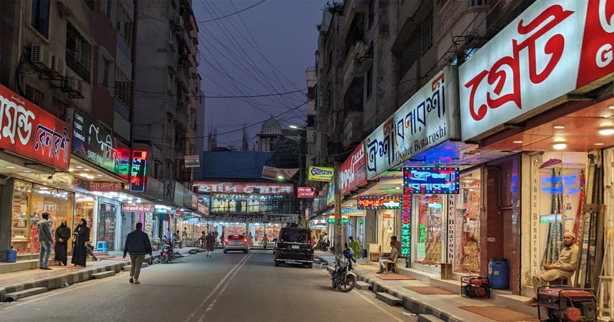 দুর্গাপূজায় রাত ১০টা পর্যন্ত খোলা থাকবে শপিংমল-দোকানপাট